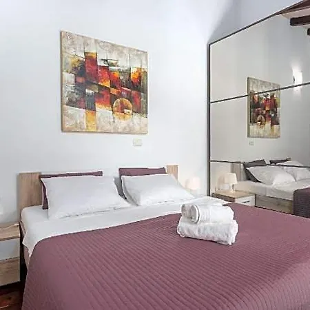 Lucas Comfortable 3* Novigrad Istria