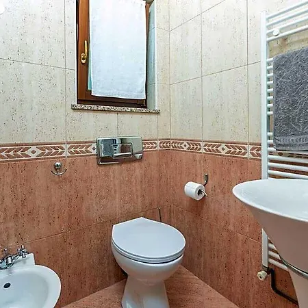 Hotel Lucas Comfortable