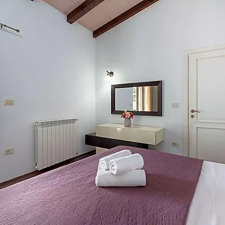 Lucas Comfortable Hotel
