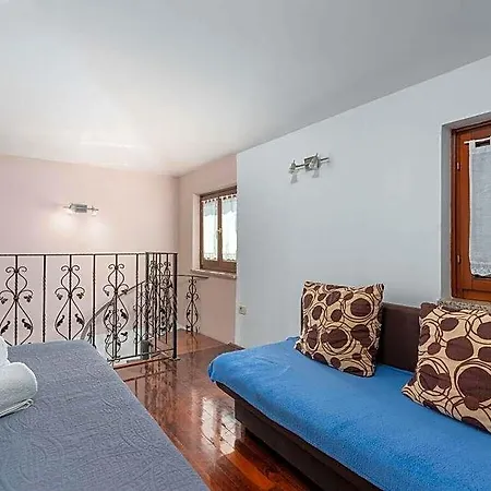 Lucas Comfortable Hotel